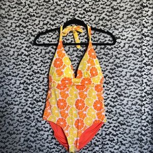 Dolcessa swimsuit never worn Med.